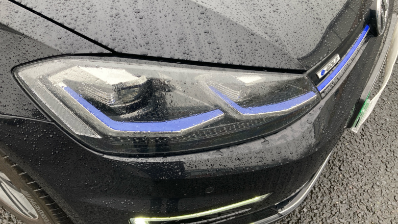 Volkswagen Golf 99kW e-Golf 35kWh 5dr Auto Electric Hatchback